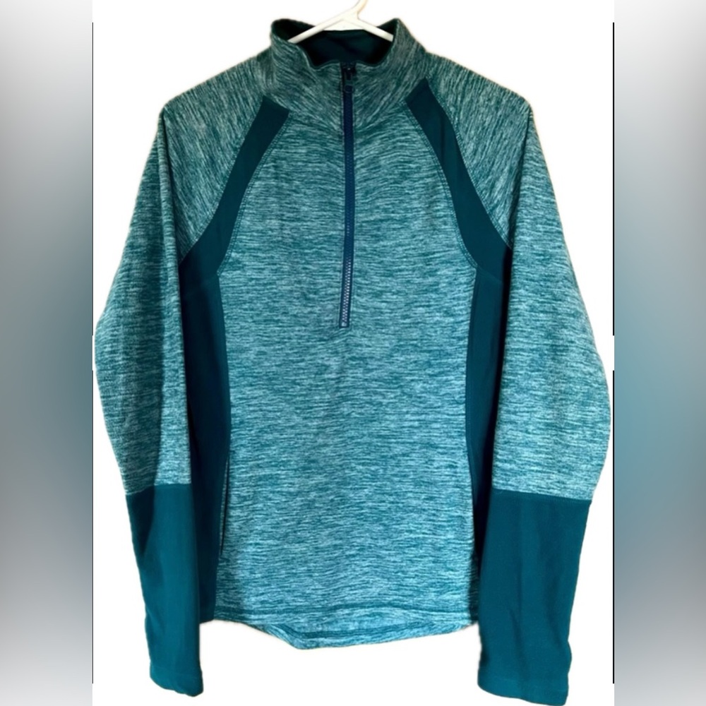 Perfectly soft Perfectly you 1/4 zip pull over with thumb holes. Women’s size M